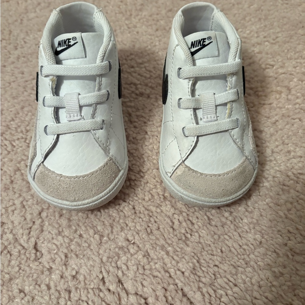 Nike Kids White and Tan Sneakers